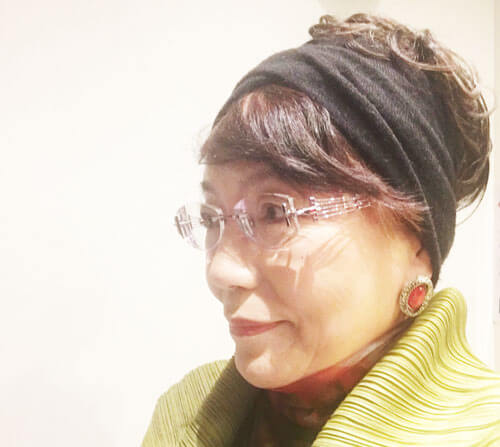 札幌で長年、大人気を博している占い師「さとうまみよ」先生