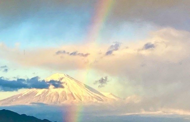 富士山と虹
