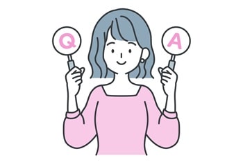 QandAのイメージイラスト（女性がQとAのプラカードをもっている）