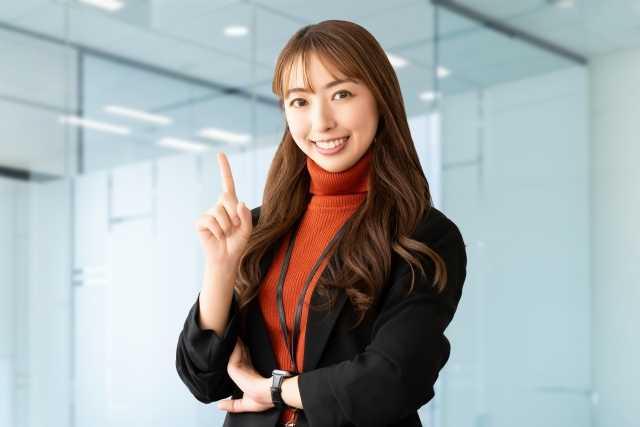 魅力的な女性